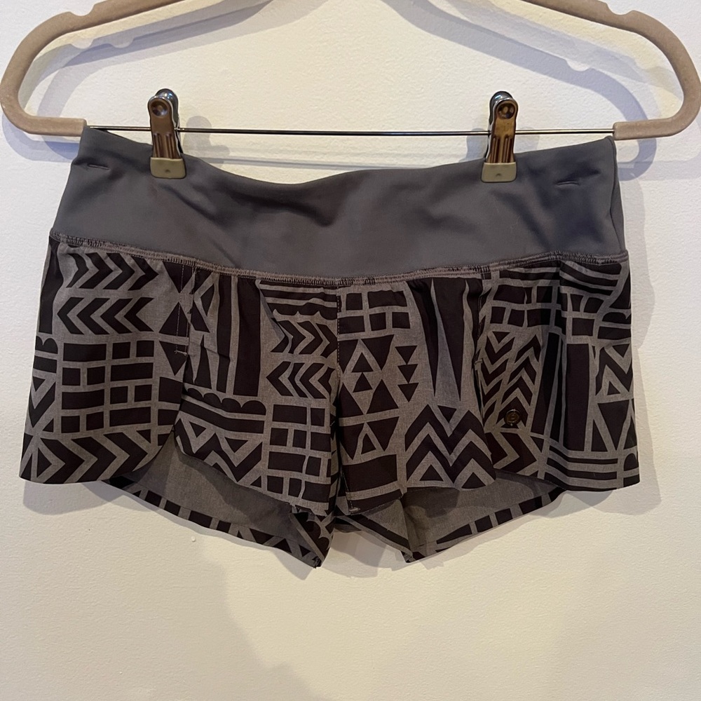 BROOKS ATHLETIC SHORTS